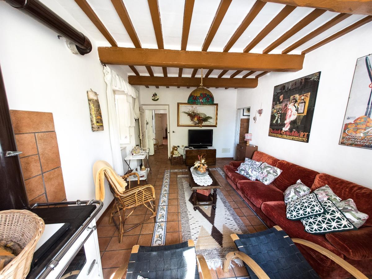 Casa Di Mamma Casa Vacanze Nyaraló ház Genga Kültér fotó
